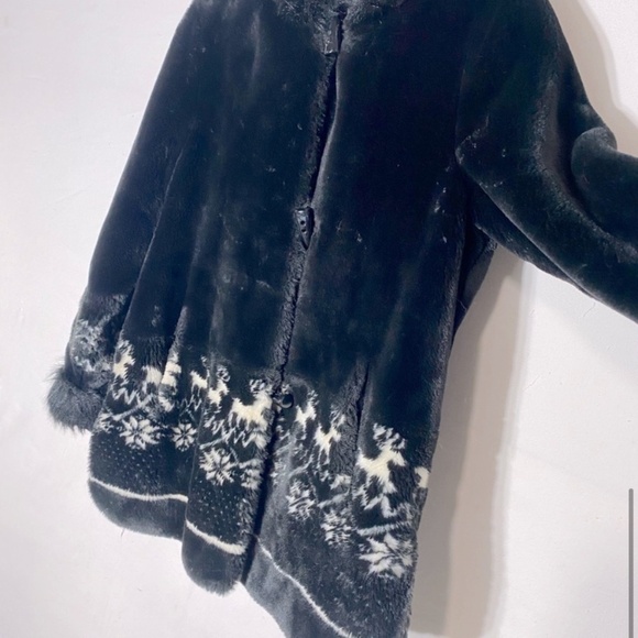 Alia Black Faux Fur Coat With Hood And Winter Themed Trim M - Picture 11 of 16